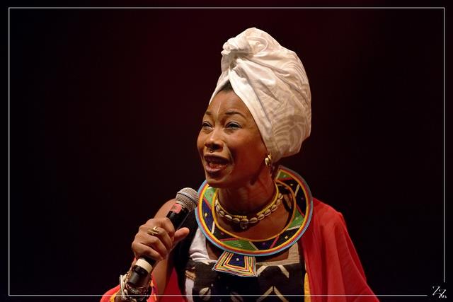 NIK_990262 Fatoumata Diawara 31-01-2019 (Zz) (p).jpg